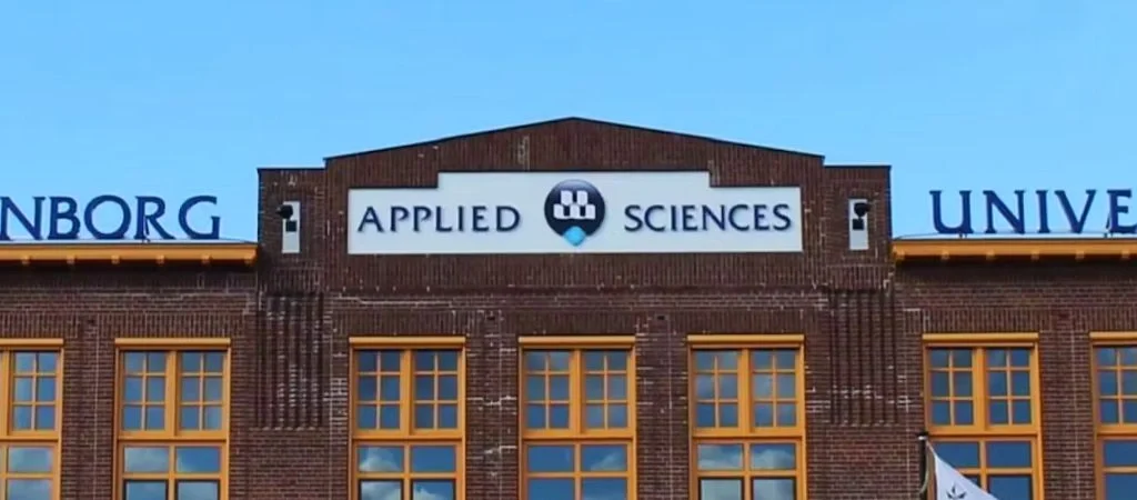Wittenborg University of Applied Sciences landing