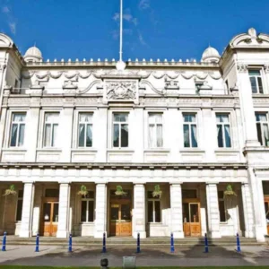 Queen Mary University of London 4