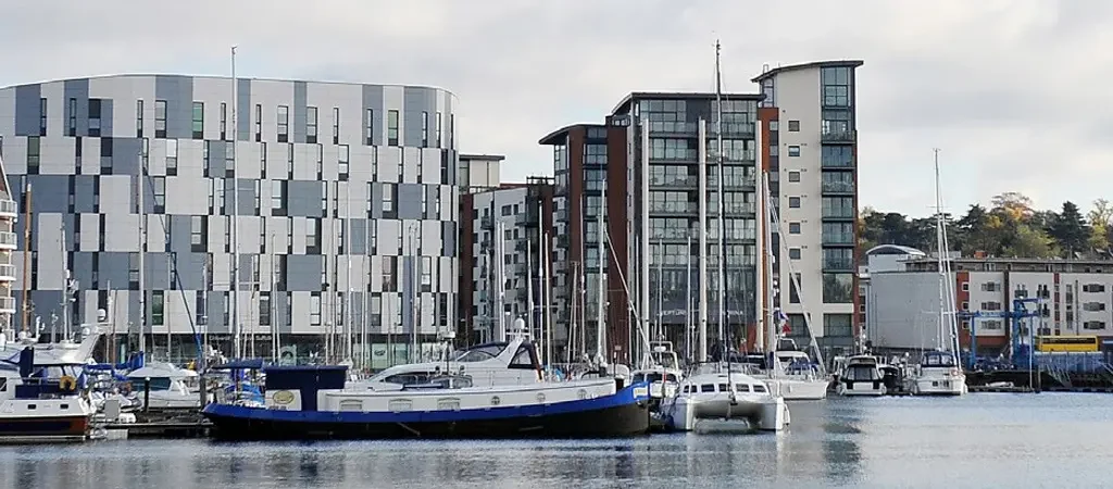 University of Suffolk lading page