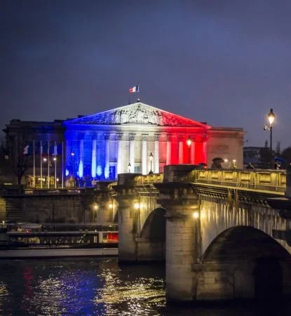 Cost of Studying in France for Indian Students-Mobile