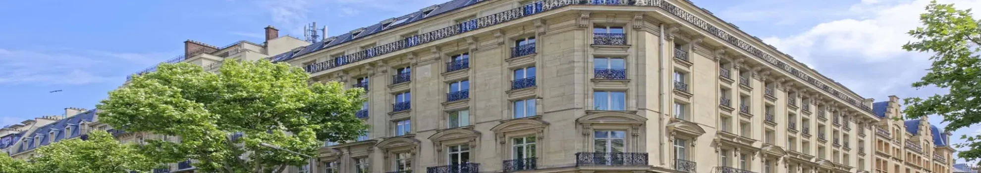 Luxury Hotel School Paris